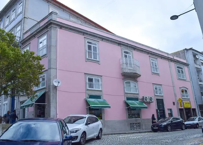 Tito Terrace アパート *